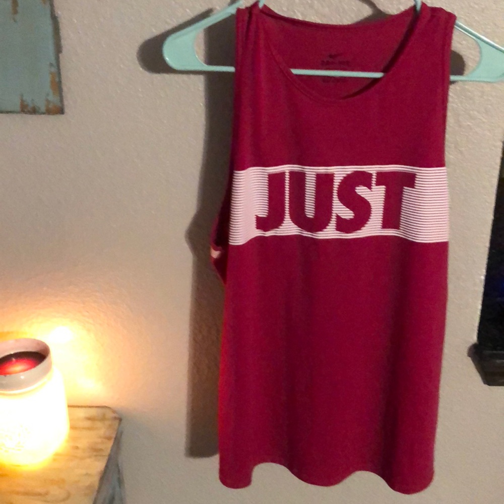 Women’s dry fit Nike tank top